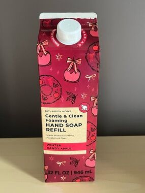 Bath & Body Works Winter Candy Apple Foaming Hand Soap Refill 32 oz